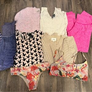 LAST CALL. MOVING SALE. Size xs bundle